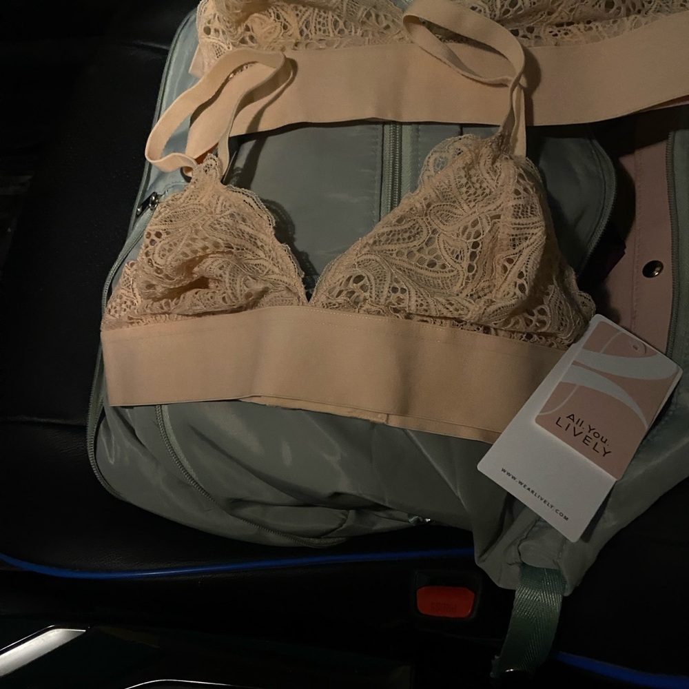 AII You, LIVELY Lace Trim Nude Bralette - M